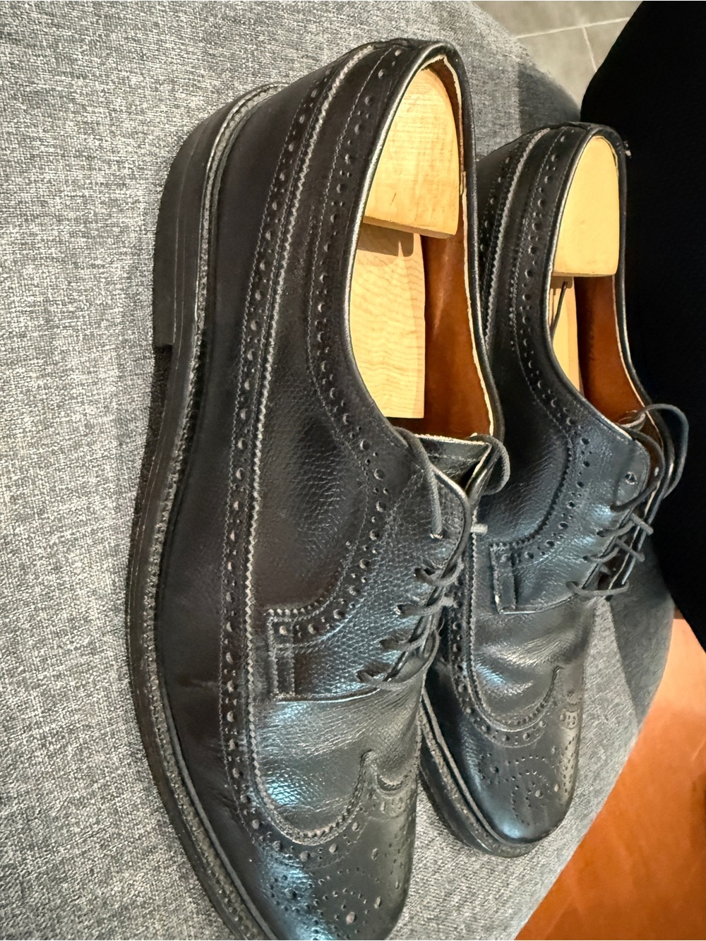 Men’s Churchill Custom Grade Black Leather Brogues wingtips size 11.5